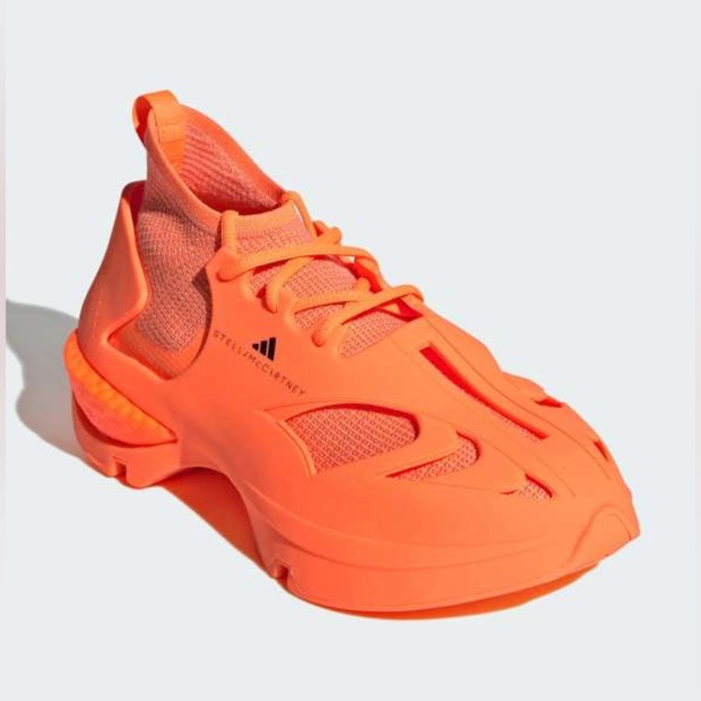 ADIDAS BY STELLA MCCARTNEY SPORTSWEAR RUNNERS!